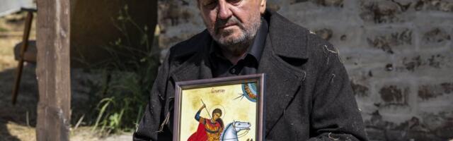 Prve slike sa snimanja filma "Čuvar ikone Svetog Đorđa": Radoš Bajić neprepoznatljiv (FOTO)