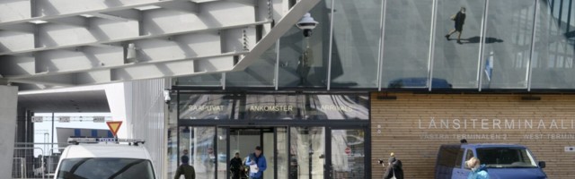 Helsingi sadamast saadeti eelmisel nädalal tagasi Eestisse 64 inimest, leitakse ka autodes peidus olevaid inimesi