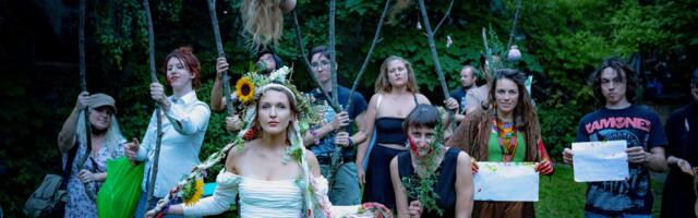 ANARHISMIFESTIVAL ⟩ Noam Chomsky: Kahe järgneva kuu jooksul määratakse maailma saatus