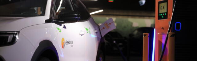 Elektrum avas T1 keskuses Eesti suurima elektriautode laadimispargi
