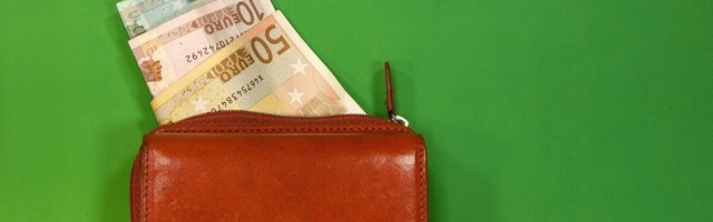 VALIMISKONTROLL | Eesti 200 ja sotsid lubavad kohalikel valimistel rahatuge, mis ei ole linna ega valla määrata