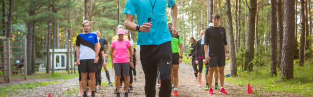 GALERII: Kivistik treenib Kuressaares jooksuhuvilisi