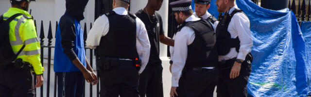 Londoni Notting Hilli afro-kariibi karnevalil pussitati kaheksat inimest