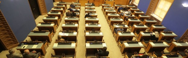 Keit Pentus-Rosimannus: riigi kingikotid on eelmiste päkapikkude tühjendatud, mina olen minister, mitte jõuluvana