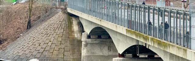 Narva piirivalvur: eakamad inimesed julgevad tunnistada, et lähevad Putini valimistele, nooremad mitte