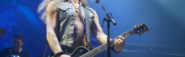 Koroonapandeemia mõjud kestavad siiamaani_ maksumaksja taskust kantakse Manowari kontserdi korraldajatele kopsakas summa