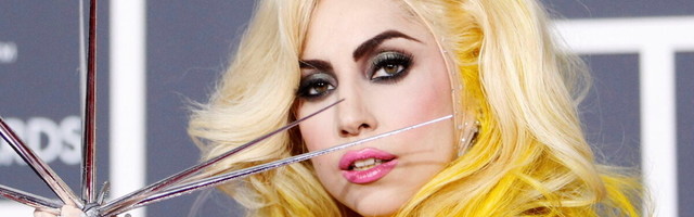 FOTO | Loomulik ilu! Välimusega eksperimenteeriv Lady Gaga jagas endast meigita pilti