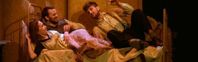 Vanemuise teatri kriitikakonkursi võidutöö  analüüsib lavastust „Sada grammi taevasina“