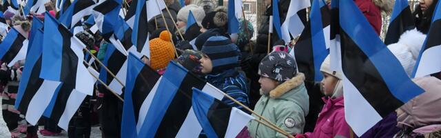 SINDI LASTEAED TÄHISTAS EESTI VABARIIGI 105. AASTAPÄEVA OOTUSES JUBA PAAR PÄEVA VAREM RIIGI SÜNNIPÄEVA