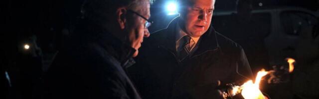 Paides süttivad jüriöö märgutuled liiguvad raudruunadega üle kogu Eesti