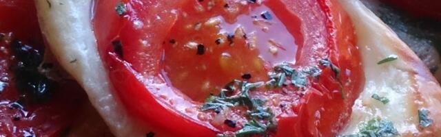 Tomati- lehttaigna pirukas