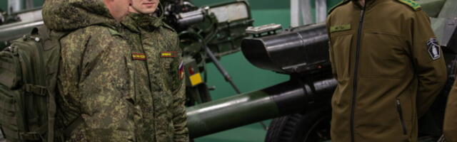 Liikursuurtükipataljoni esimesed ajateenijad said tuleristseid