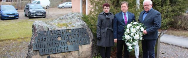 Keeni raudteejaamas mälestati märtsiküüditamise ohvreid