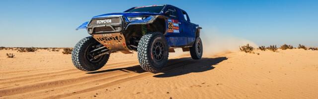 Eesti rallipaar lõhkus Dakaris taas rehvi, ent on viimaseks kolmeks päevaks valmis