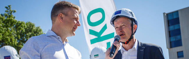 Piltuudis. Edasist sai nurgakivi