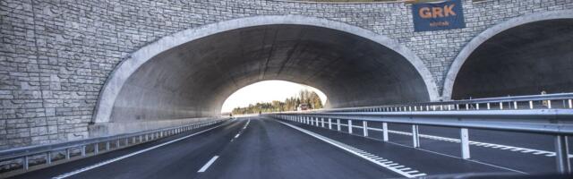 JUHTKIRI | Politsei peab süütute kodanike autonumbrite masspildistamise lõpetama
