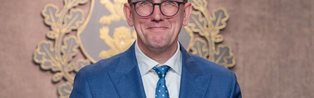 Pidu!!! Michal tuli sulle sinu enda rahaga kosja