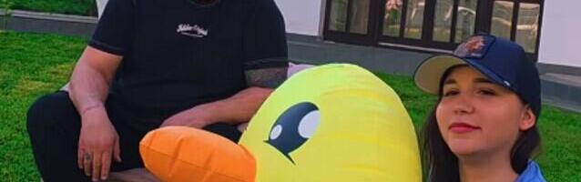 "MOŽDA SAM TRUDNA, IMALI SMO ODNOSE" Krisitjan Golubović odveo bivšu učesnicu Elite kod sestre, pa saopštili radosne vesti: Ona im poručila samo jedno