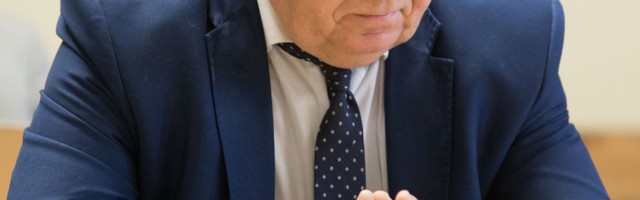Opositsiooni jäänud Jõhvi hooldekeskuse juht lasti lahti