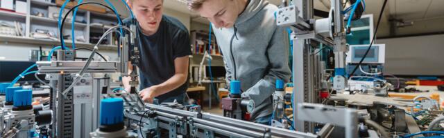 EWERSi mehhatroonikud esindavad Eestit WorldSkillsi kutsemeistrivõistlusel