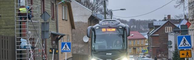 Tartusse Kroonuaia tänavale paigaldati 5G-võrku ühendatud ülekäigumärgid