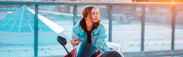 PROOVI JÄRELE! Fotograaf annab nõu, kuidas piltidel poseerida, et tulemus oleks loomulik