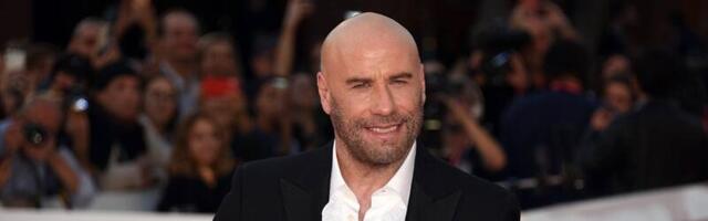 HARULDANE KLÕPS | Terve perega suusapuhkusel! John Travolta näitas üle tüki aja oma lapsi