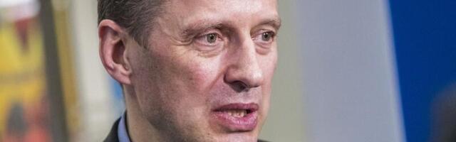 Rae vallavolikogu esimees kahtlustab opositsiooni onupojapoliitikas. Opositsiooni liige_ omi tulebki toetada