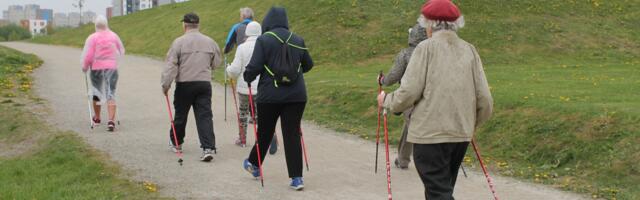 Lasnamäel valmistutakse seenehooajaks kepikõnnitreeningutel