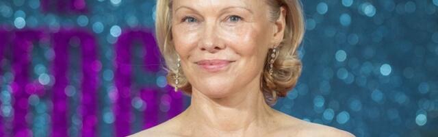 VÕRDLE | Polegi enam blond! Pamela Anderson läbis täieliku stiilimuutuse