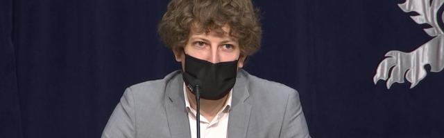 Reporter: Tanel Kiik ei kavatse tagasi astuda