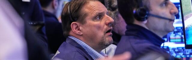 Must reede Wall Streetil: kiibiaktsiate krahh pühkis turult triljon dollarit