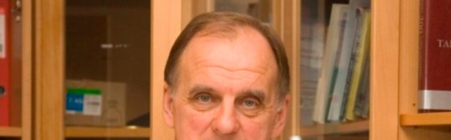 Suri emeriitprofessor Ants Peetsalu