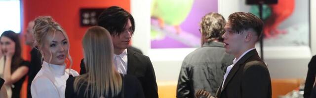 FOTOD | Andrei Zevakin tõi tüdruksõbra seltskonda_ telenägu nautis galat varem meediast läbi käinud kaunitariga
