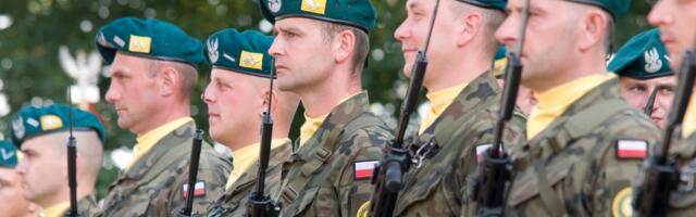 Küsitlus: 11 protsenti poolakatest oleks valmis minema riigi eest sõdima