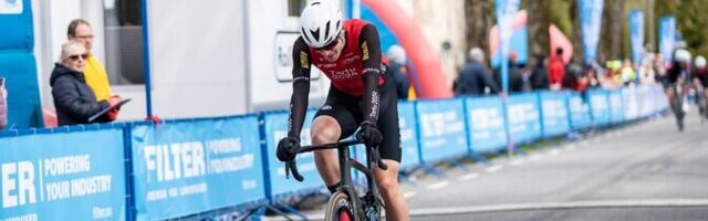 Aaron Aus teenis Hiinas neljanda koha ja oli kokkuvõttes 15.