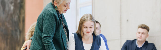 Narva kolledžis avatakse metoodikakeskus, et toetada Ida-Virumaa haridustöötajaid eestikeelsele õppele üleminekul