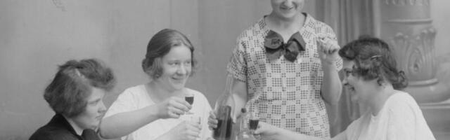 Sõjaeelses Eestis alkoholitarvitamise vähendamisega suurt ei tegeldud, iga viinapudeli hinnast läks kümnendik relvastusele