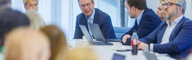 Keldo lubab 2026. aastaks investeerimise „kiirteed“ ja kaitsetööstuse arendusraha