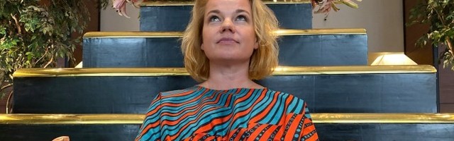 Kuhu jäi Tuuli Roosma? Arbo Tammiksaar käis EFTA galal noore modellist kaaslasega