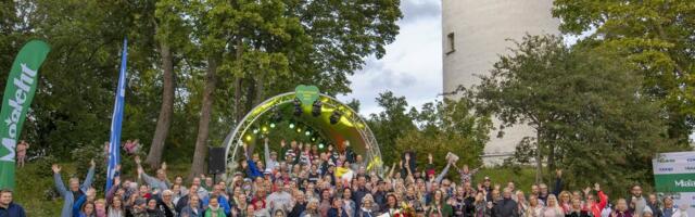 Suur pidu majaka all: kuni elab küla, elame ka ise!