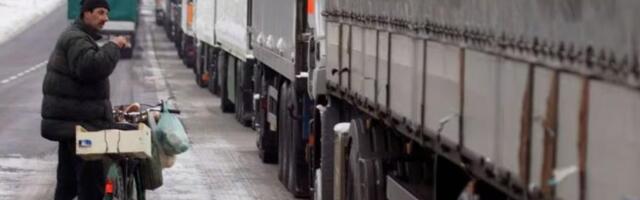 VIDEO | Kaval võte! Ukrainlased leidsid võimaluse, kuidas vältida Poola maantee blokaadi