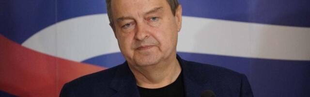 Dačić: Na protestima povređena 152 policajca a govori se o policijskoj brutalnosti