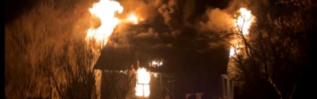 VIDEO | Viljandimaal põleb elumaja lausleekides