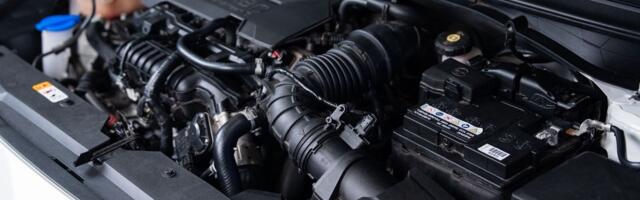 Kuinka tarkistaa 12 V auton akku: jännite, oireet ja yksinkertaiset testit