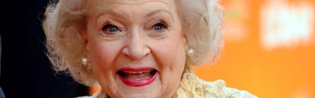 Betty White'i isiklikud asjad lähevad oksjonile