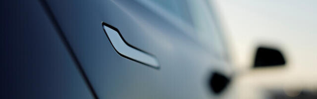 Hiina keelustab turvariskide tõttu autode peidetud ukselingid