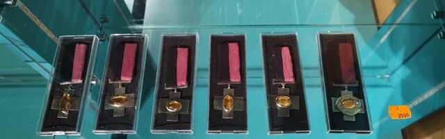 Kui oma naine ei anna, kustkohast siis peaks nkku küsima??????