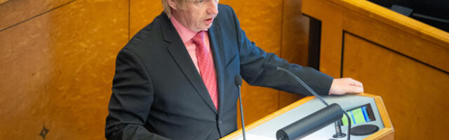 Rain Epler: kui minister Purga arvab, et homopaar isadepäeval ETV-s on OK, siis nii öelgugi