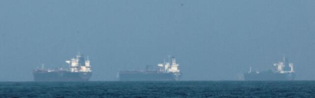 Iraani lähistel lõksus laevad kuulutavad end hiinlasteks, et vältida rünnakuid